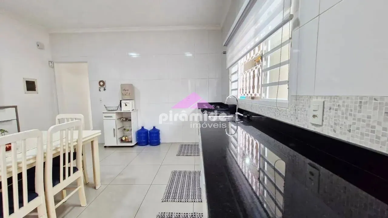 Casa, 3 quartos, 190 m² - Foto 16
