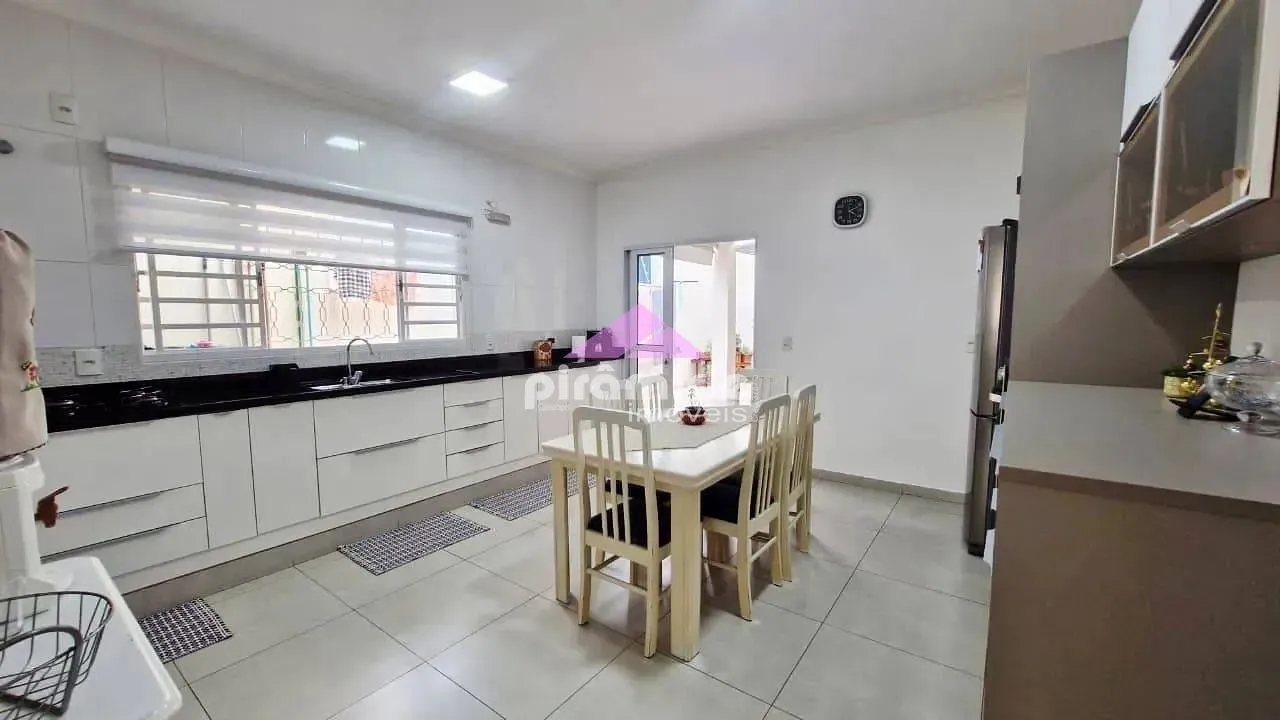 Casa, 3 quartos, 190 m² - Foto 18