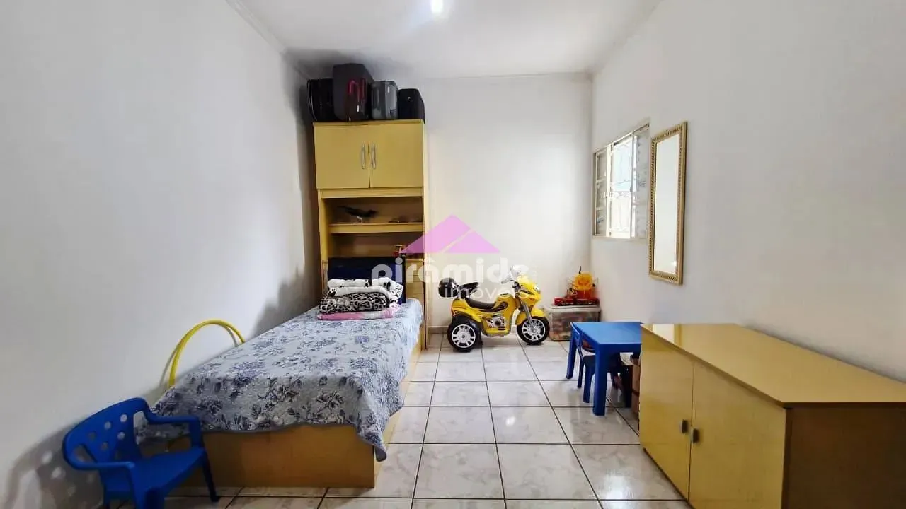 Casa, 3 quartos, 190 m² - Foto 35