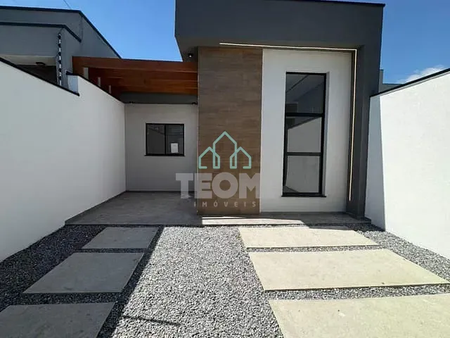 Casa 2 quartos e 2 banheiros, à venda, no bairro Areão em Taubaté