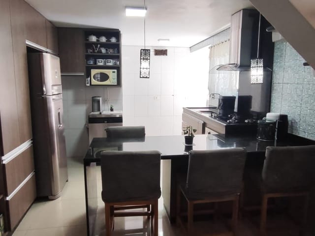 Casa com 220m² 3 quartos e 4 banheiros, à venda, no bairro Chácara Maria Trindade em São Paulo
