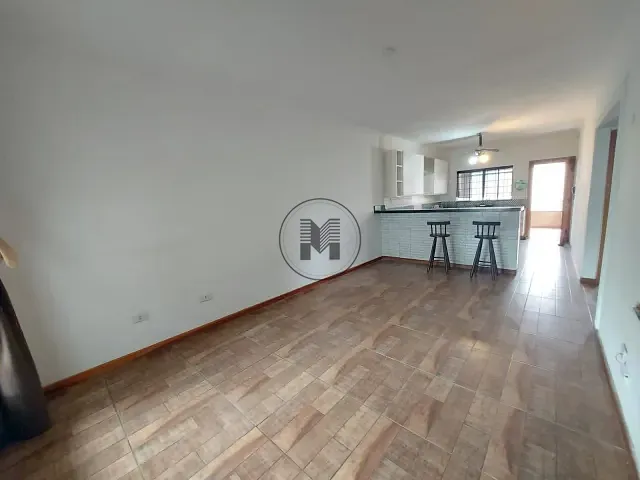 Casa com 280m² 2 quartos e 1 banheiro, à venda, no bairro Parque das Rodovias em Lorena