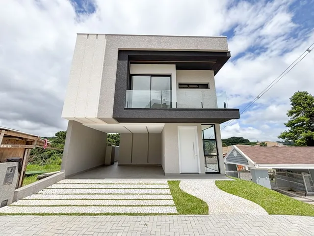 Casa com 312m² 3 quartos e 4 banheiros, à venda, no bairro Santa Felicidade em Curitiba