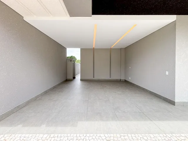 Casa com 312m² 3 quartos e 4 banheiros, à venda, no bairro Santa Felicidade em Curitiba