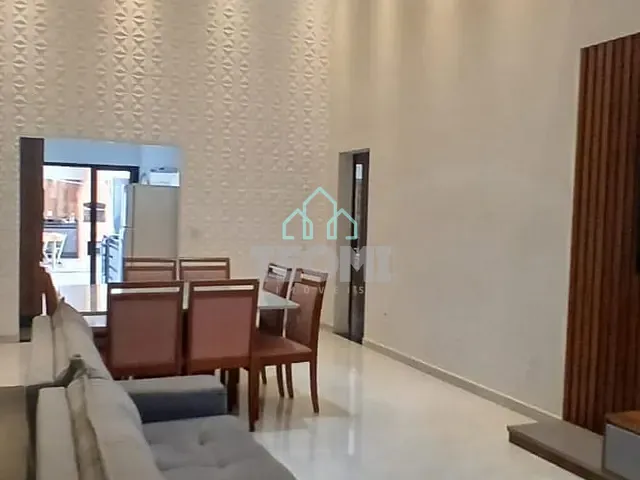 Casa 3 quartos e 2 banheiros, à venda, no bairro Parque São Cristóvão em Taubaté