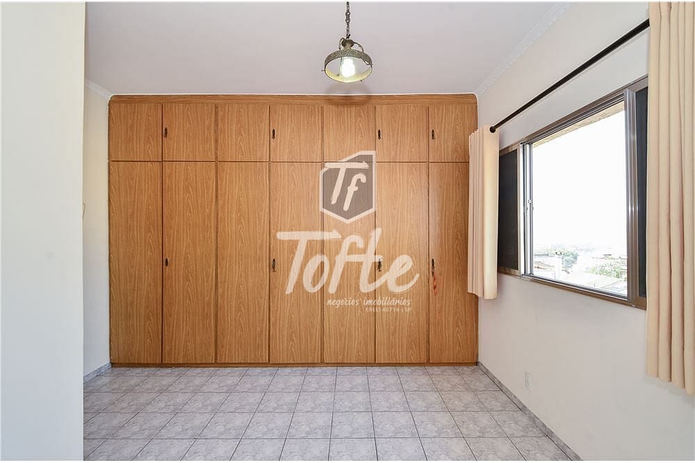 Casa à venda com 3 quartos, 280m² - Foto 4