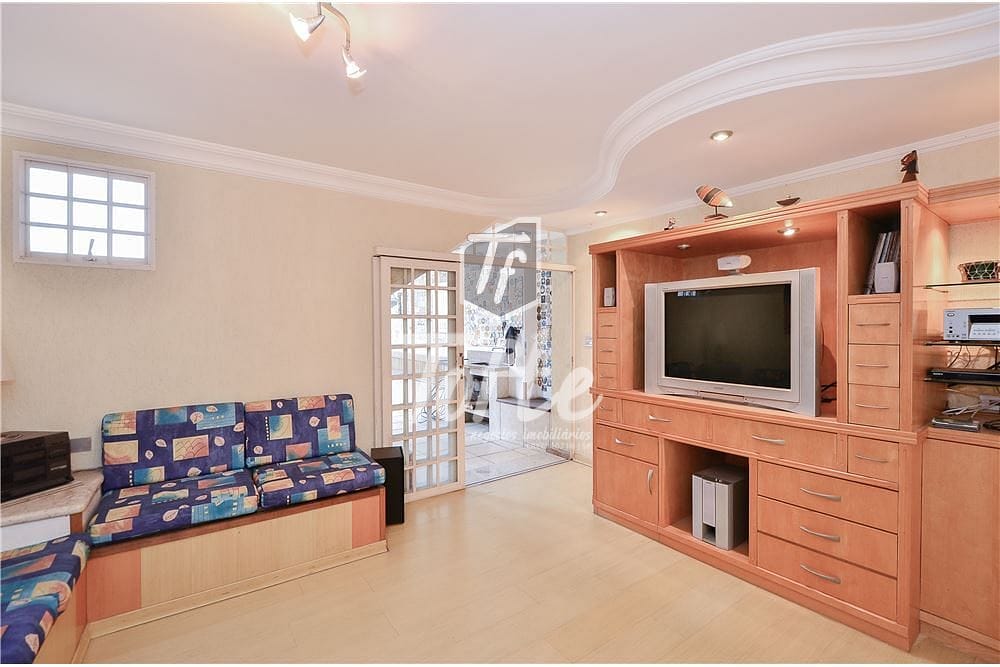 Casa à venda com 3 quartos, 280m² - Foto 14