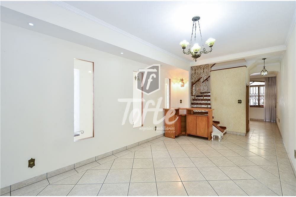 Casa à venda com 3 quartos, 280m² - Foto 1