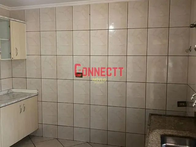 Casa com 330m² 3 quartos e 2 banheiros, à venda, no bairro Centro em Sertãozinho