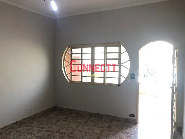 Casa com 330m² 3 quartos e 2 banheiros, à venda, no bairro Centro em Sertãozinho