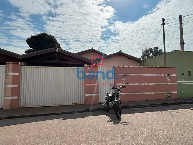 Casa 3 quartos e 2 banheiros, à venda, no bairro Vila América em Porto Feliz