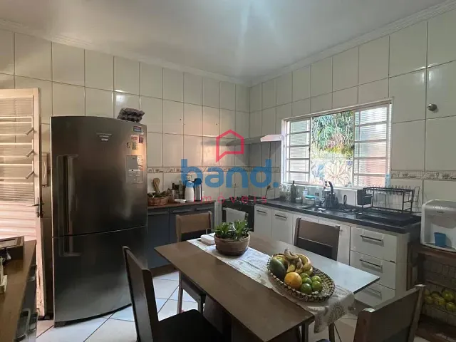 Casa 3 quartos e 2 banheiros, à venda, no bairro Vila América em Porto Feliz