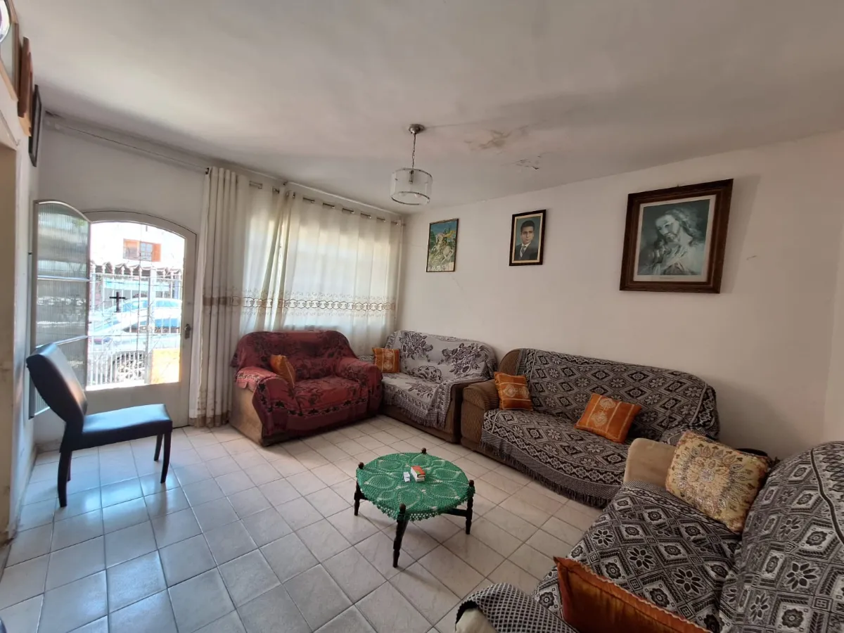 Casa para venda em Vila Santa Maria com 3 quartos, sendo 1 suíte, 118m²