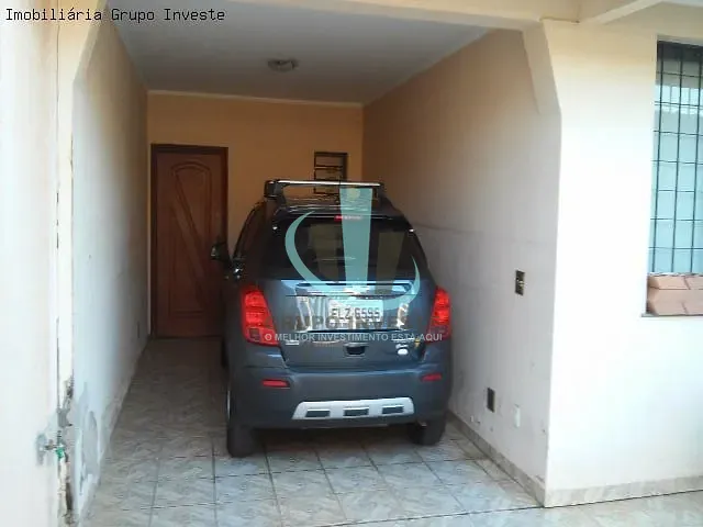 Sobrado com 374m² 3 quartos e 2 banheiros, à venda, no bairro VILA XAVIER em ARARAQUARA