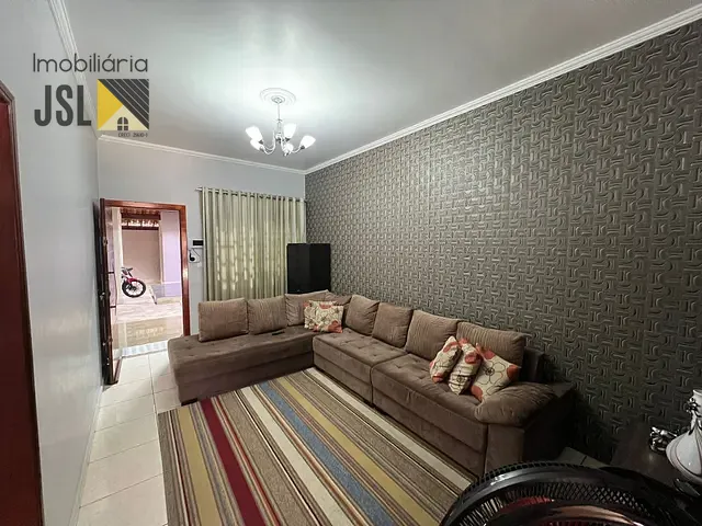 Casa com 250m² 2 quartos e 2 banheiros, para alugar, no bairro Residencial Esperança em Caçapava