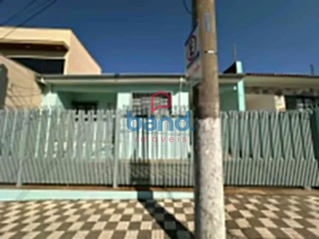 Casa 3 quartos e 2 banheiros, para alugar, no bairro Centro em Porto Feliz