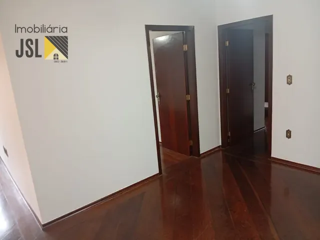 Casa com 396m² 4 quartos e 4 banheiros, à venda, no bairro Vila Resende em Caçapava