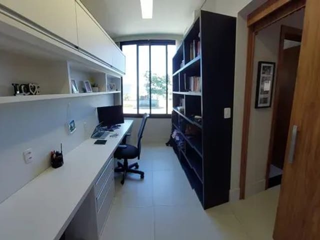 Casa com 366m² 3 quartos e 5 banheiros, à venda, no bairro Bairro do Grama em Caçapava