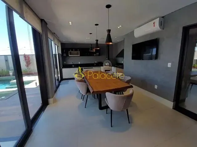 Casa com 366m² 3 quartos e 5 banheiros, à venda, no bairro Bairro do Grama em Caçapava