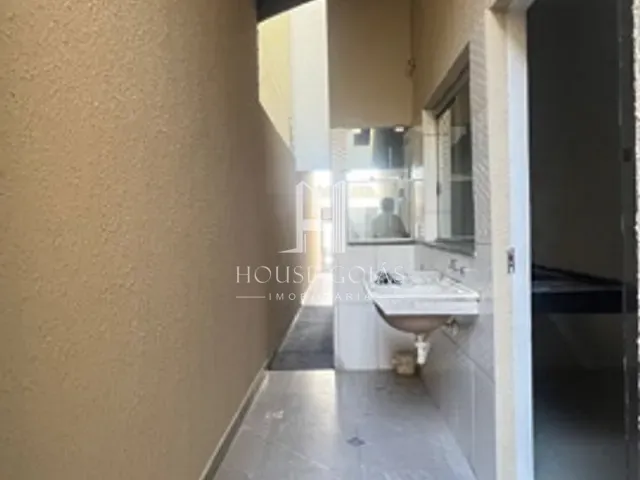 Casa com 150m² 3 quartos e 2 banheiros, à venda, no bairro Residencial Brisas da Mata em Goiânia