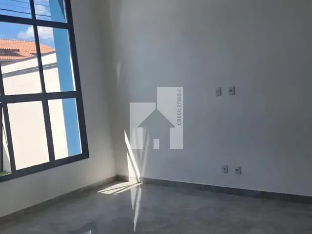Casa com 150m² 3 quartos e 1 banheiro, à venda, no bairro Jardim Marambaia em Jundiaí