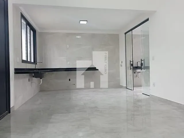 Casa com 150m² 3 quartos e 1 banheiro, à venda, no bairro Jardim Marambaia em Jundiaí