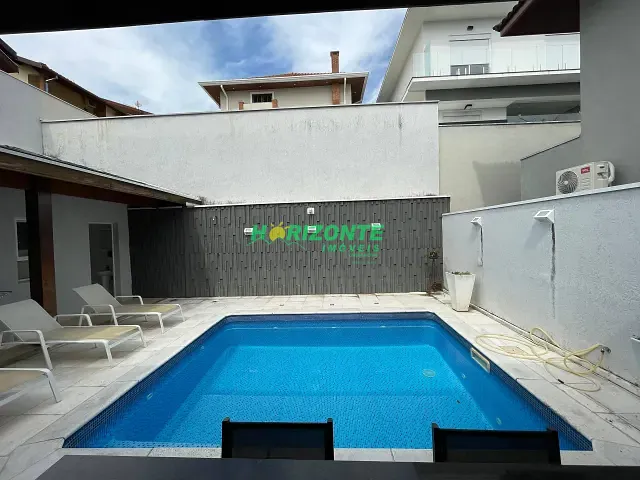 Casa 5 quartos e 6 banheiros, à venda, no bairro Urbanova em São José dos Campos