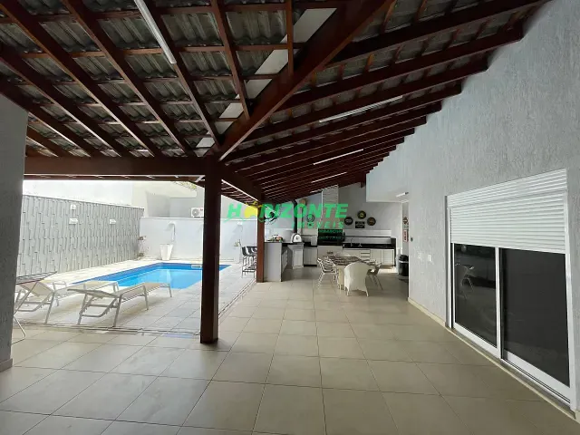 Casa 5 quartos e 6 banheiros, à venda, no bairro Urbanova em São José dos Campos