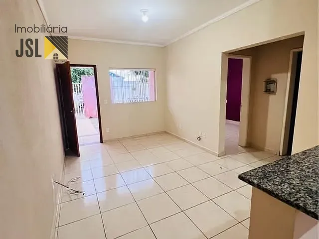 Casa com 56m² 2 quartos e 1 banheiro, à venda, no bairro Village das Flores em Caçapava