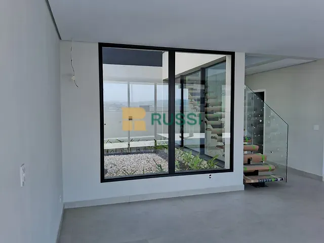 Casa 3 quartos e 4 banheiros, à venda, no bairro Condomínio Residencial Monaco em São José dos Campos