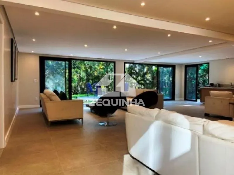 Casa, 6 quartos, 450 m² - Foto 1