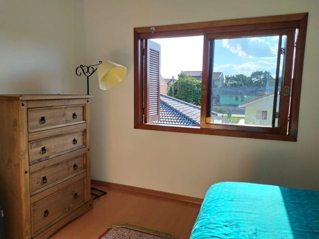 Casa 3 quartos e 3 banheiros, à venda, no bairro Desvio Rizzo em Caxias do Sul