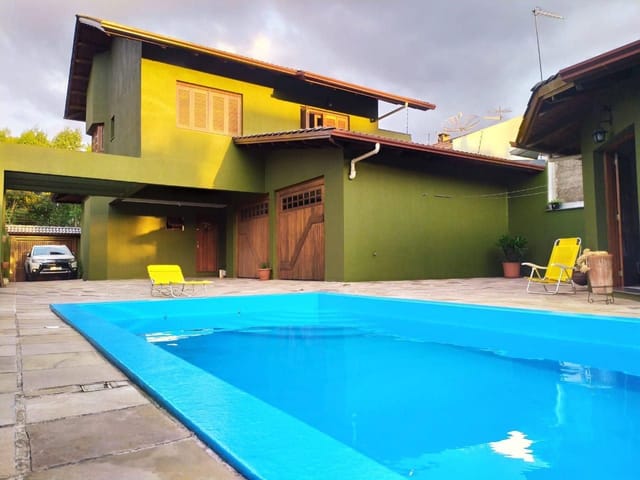 Casa 3 quartos e 3 banheiros, à venda, no bairro Desvio Rizzo em Caxias do Sul