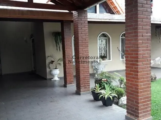 Casa com 300m² 3 quartos e 1 banheiro, à venda, no bairro Jardim Flórida em Jacareí