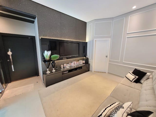 Foto do Casa - Casa à venda, Gleba Palhano - Condomínio Royal Maison - 3 Quartos sendo 1 suíte - 2 Demi-suítes - Lavabo - Armários - Ar-condicionado - Garagem | Guepardo Imob