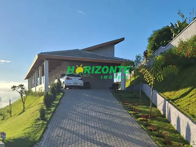 Casa 3 quartos e 3 banheiros, à venda, no bairro Condomínio Residencial Mantiqueira em São José dos Campos