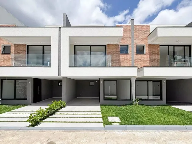 Casa com 150m² 3 quartos e 2 banheiros, à venda, no bairro Santa Felicidade em Curitiba