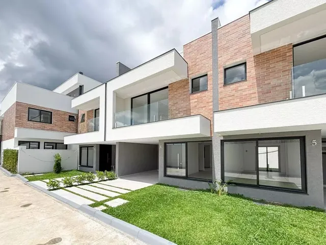 Casa com 150m² 3 quartos e 2 banheiros, à venda, no bairro Santa Felicidade em Curitiba