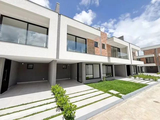 Casa com 150m² 3 quartos e 2 banheiros, à venda, no bairro Santa Felicidade em Curitiba