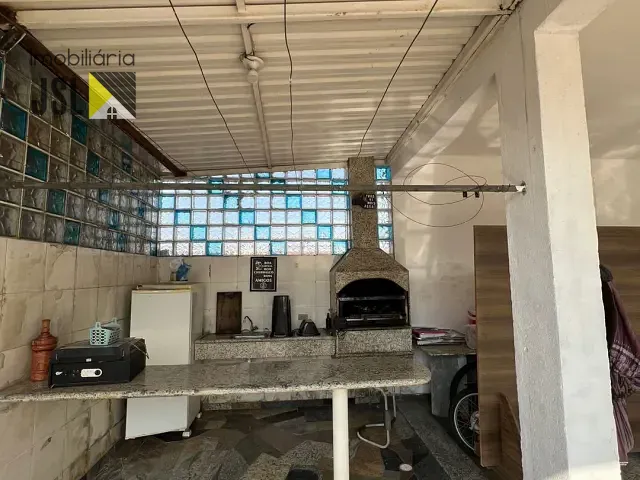 Casa com 300m² 3 quartos e 1 banheiro, à venda, no bairro Parque Residencial Maria Elmira em Caçapava