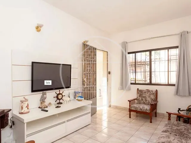 Casa com 200m² 2 quartos e 2 banheiros, à venda, no bairro Vila São Paulo em São Paulo