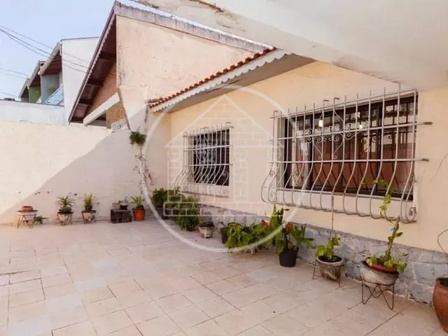 Casa com 200m² 2 quartos e 2 banheiros, à venda, no bairro Vila São Paulo em São Paulo