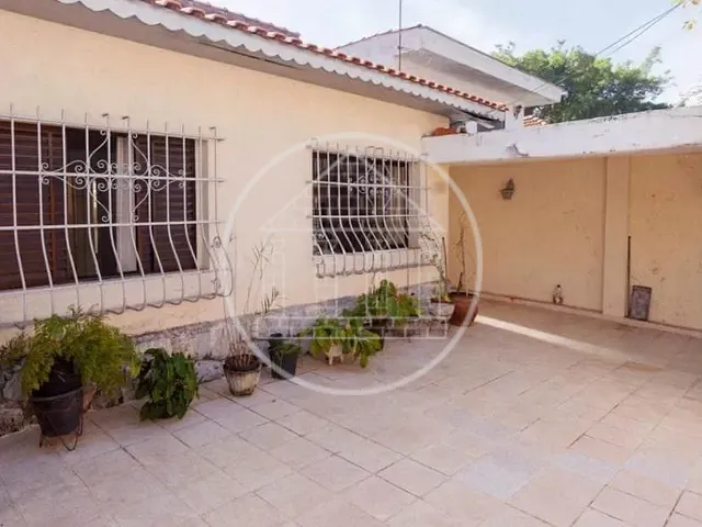 Casa com 200m² 2 quartos e 2 banheiros, à venda, no bairro Vila São Paulo em São Paulo
