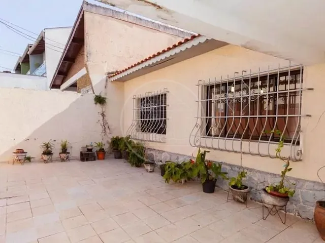 Casa com 200m² 2 quartos e 2 banheiros, à venda, no bairro Vila São Paulo em São Paulo