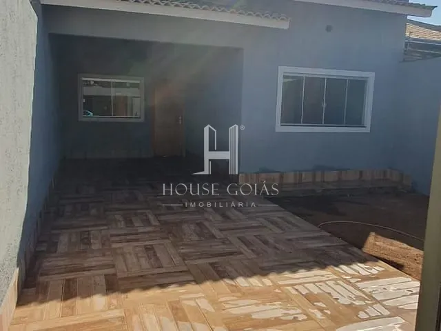 Casa 3 quartos e 2 banheiros, à venda, no bairro Cardoso Continuação em Aparecida de Goiânia