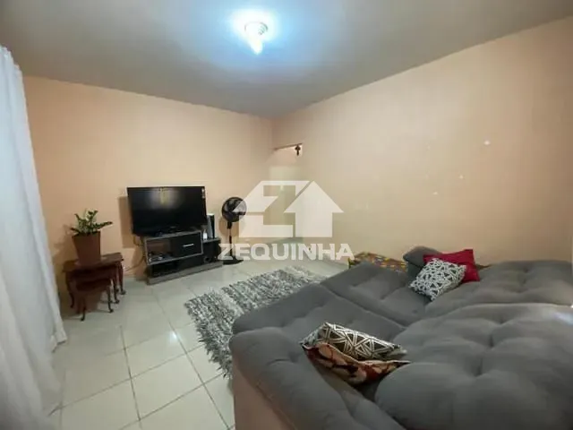 Casa com 125m² 3 quartos e 3 banheiros, à venda, no bairro Umuarama em Osasco