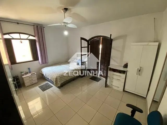 Casa com 125m² 3 quartos e 3 banheiros, à venda, no bairro Umuarama em Osasco