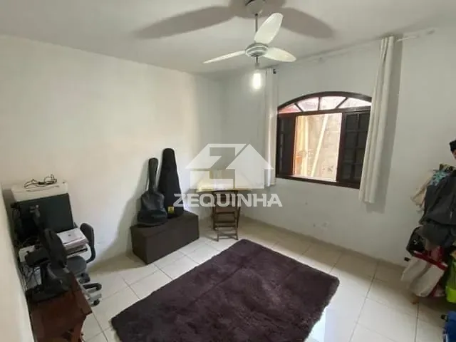 Casa com 125m² 3 quartos e 3 banheiros, à venda, no bairro Umuarama em Osasco