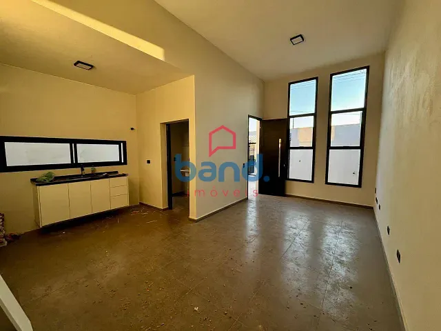 Casa 2 quartos e 2 banheiros, à venda, no bairro Loteamento Residencial Terras do Porto em Porto Feliz