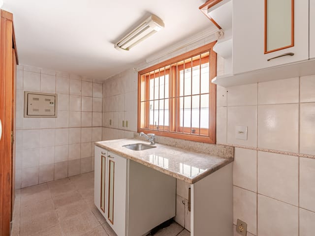 Casa com 203m² 3 quartos e 2 banheiros, à venda, no bairro Tristeza em Porto Alegre